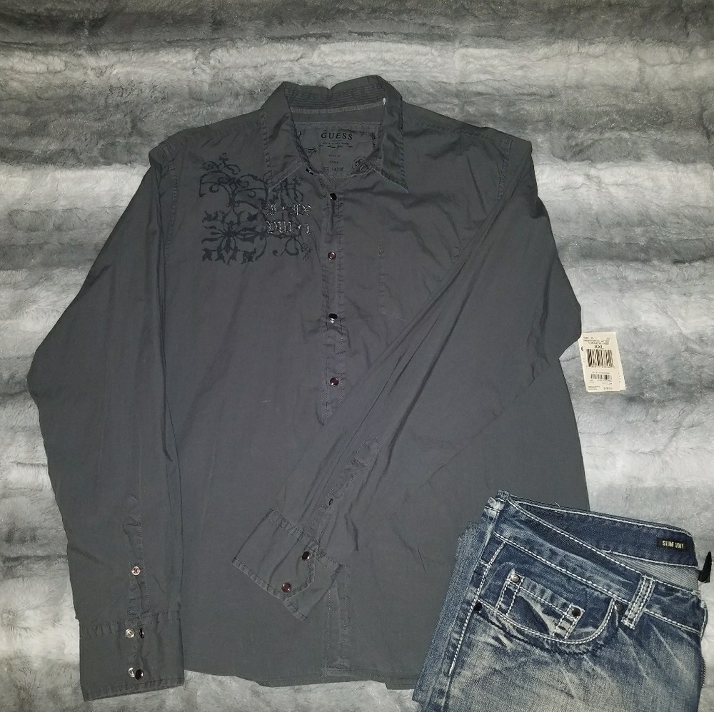 Guess Button down shirt